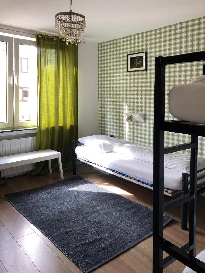 Weltempfaenger Backpacker Hostel Keulen Buitenkant foto