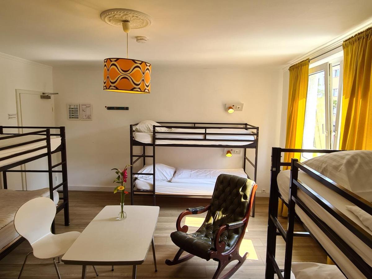 Weltempfaenger Backpacker Hostel Keulen Buitenkant foto