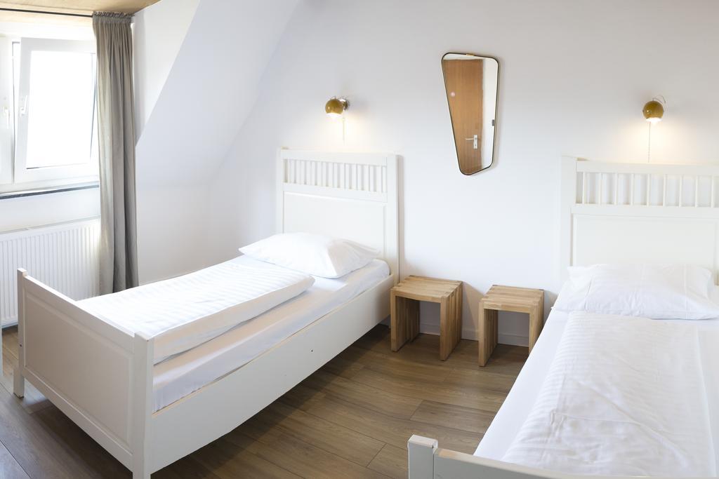 Weltempfaenger Backpacker Hostel Keulen Buitenkant foto