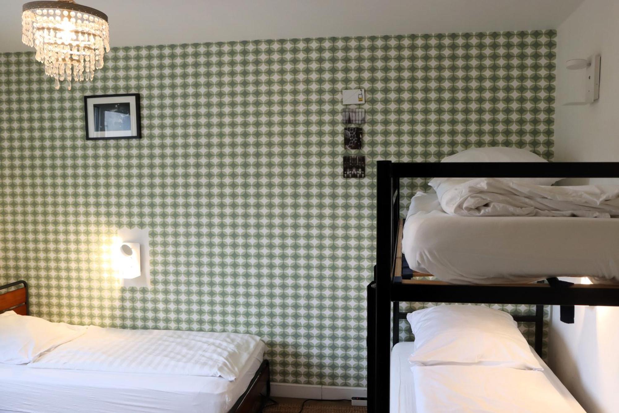 Weltempfaenger Backpacker Hostel Keulen Buitenkant foto