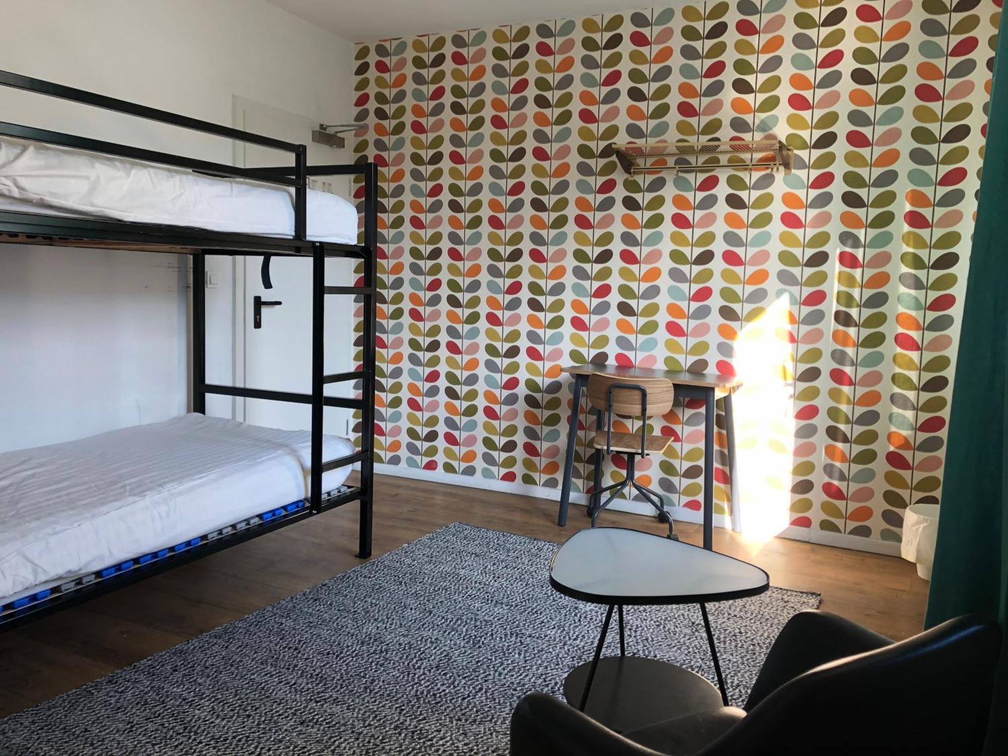 Weltempfaenger Backpacker Hostel Keulen Buitenkant foto