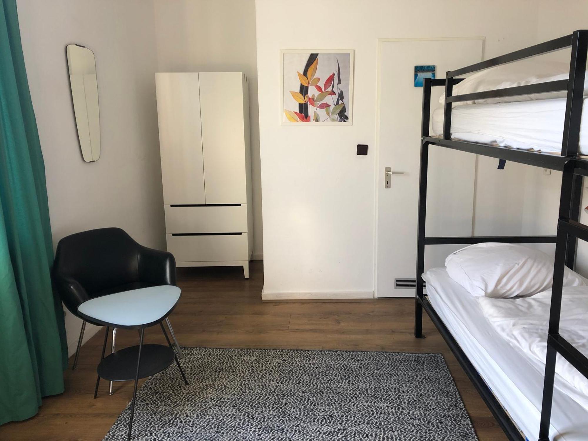 Weltempfaenger Backpacker Hostel Keulen Buitenkant foto
