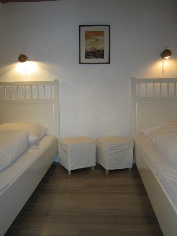 Weltempfaenger Backpacker Hostel Keulen Kamer foto