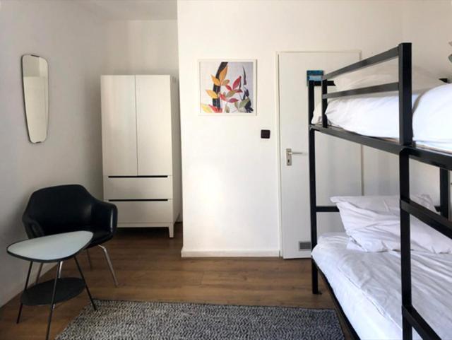 Weltempfaenger Backpacker Hostel Keulen Buitenkant foto